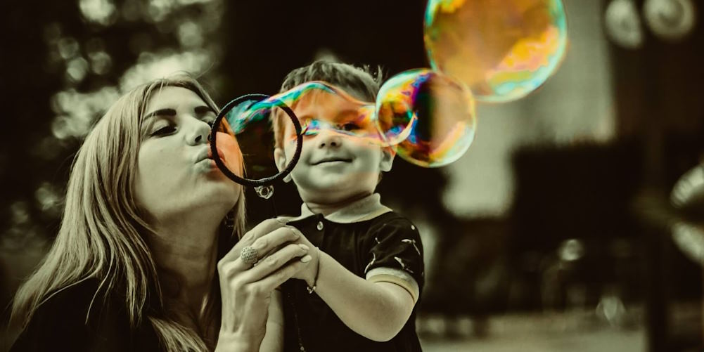 nurturing-strong-family-bonds